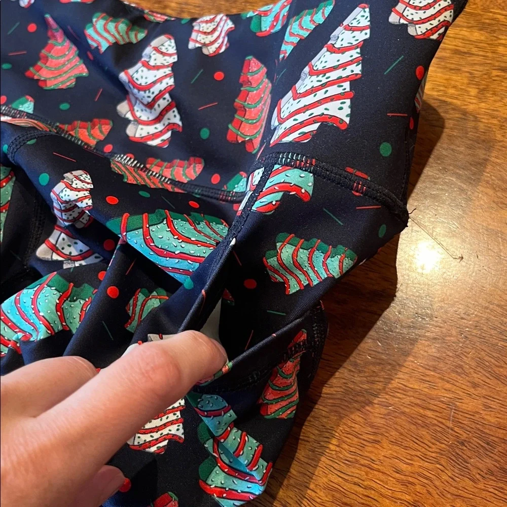 CVG Festive Leggings - Picture 4 of 6